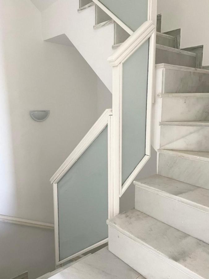 Modern Three-Level Apartment Near The Sea Benalmádena Exteriör bild