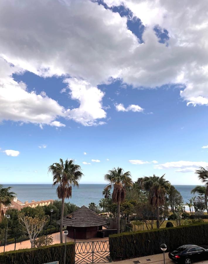 Modern Three-Level Apartment Near The Sea Benalmádena Exteriör bild
