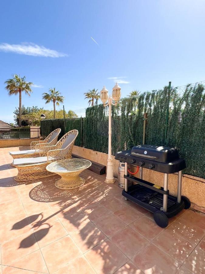 Modern Three-Level Apartment Near The Sea Benalmádena Exteriör bild
